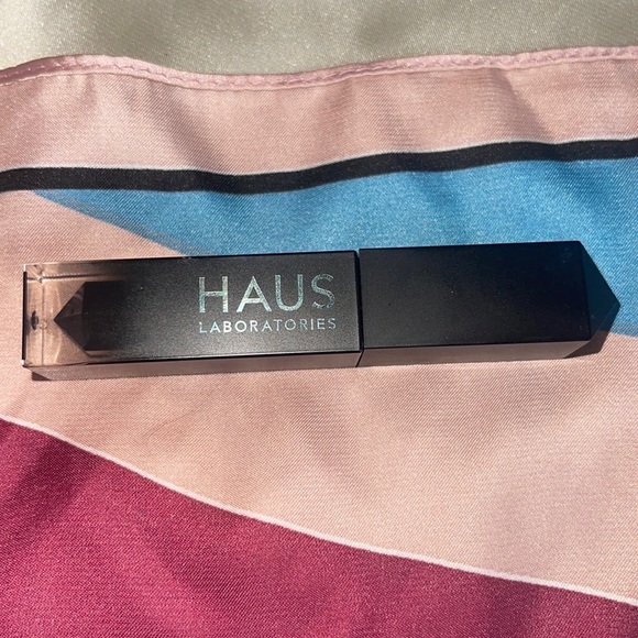 Haus Laboratories Other - Haus Laboratories Liquid Eyeshadow